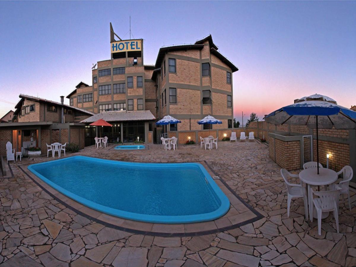 אימביטובה Silvestre Praia Hotel מראה חיצוני תמונה